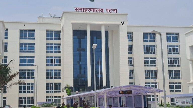 पटना में विशेष गहन पुनरीक्षण अभियान-2025 को लेकर बीएलओ एवं सुपरवाइजर का प्रशिक्षण 31 जुलाई को