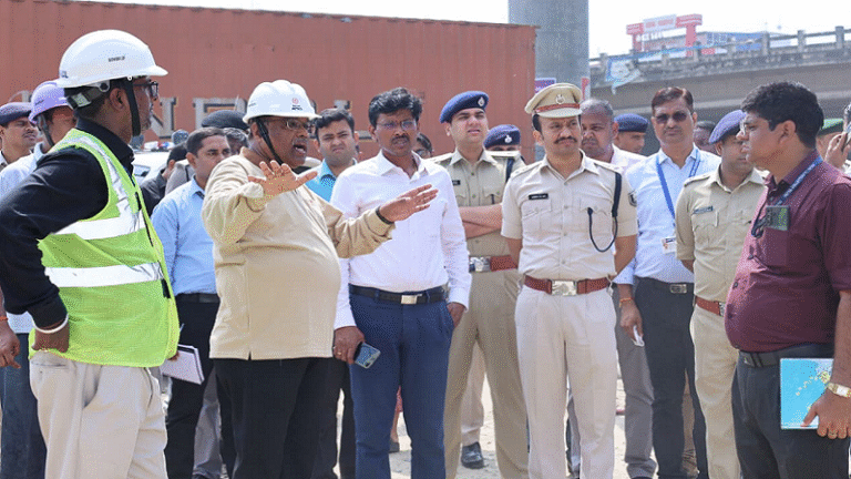 जिलाधिकारी और वरीय पुलिस अधीक्षक ने किया पटना मेट्रो प्रायोरिटी कॉरिडोर का निरीक्षण
