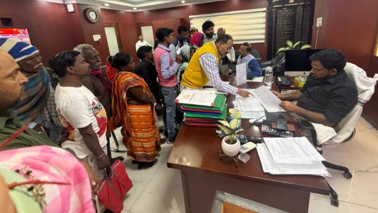 नगर निगम की जन-सुनवाई में नागरिकों की समस्याओं का निराकरण, त्वरित समाधान हेतु निर्देश निर्गत