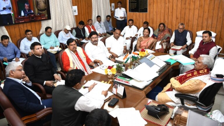 नल-जल योजना की शिकायतों पर अब सीधे एक्शन लेंगे मंत्री: विधानसभा अध्यक्ष की बैठक में हुआ बड़ा फैसला