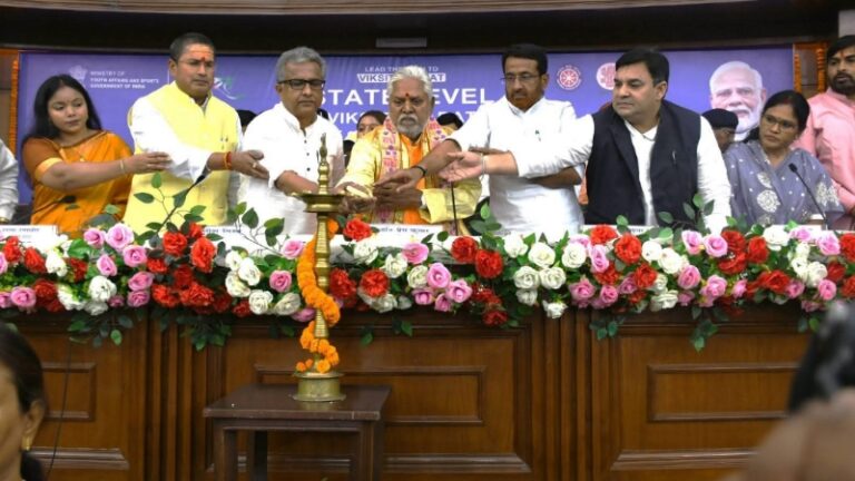 बिहार विधान सभा में ‘विकसित भारत युवा संसद’ का भव्य आगाज: युवाओं की आवाज से गूंजा सेंट्रल हॉल