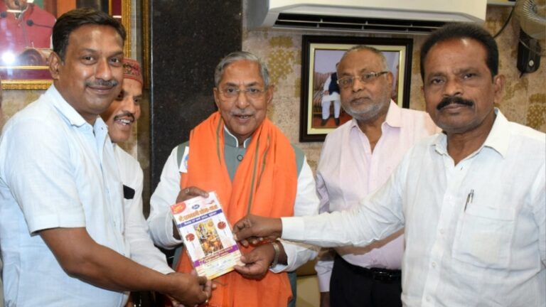 पटना में राम जन्मोत्सव की धूम: 48वीं भव्य शोभायात्रा की तैयारियाँ तेज, राज्यपाल और गणमान्य हस्तियों को मिला निमंत्रण