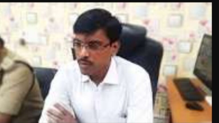 पटना: निजी स्कूलों की ‘फीस वसूली’ पर भड़के DM त्यागराजन एसएम, दिए सख्त जांच के आदेश