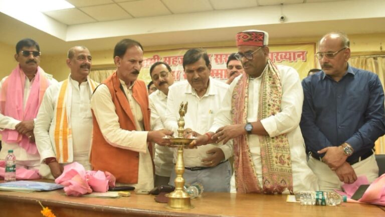 स्वामी सहजानंद सरस्वती की पुण्यतिथि पर व्याख्यानमाला सह सम्मान समारोह; भारत रत्न देने और जयंती पर शैक्षणिक विमर्श कराने की उठी मांग