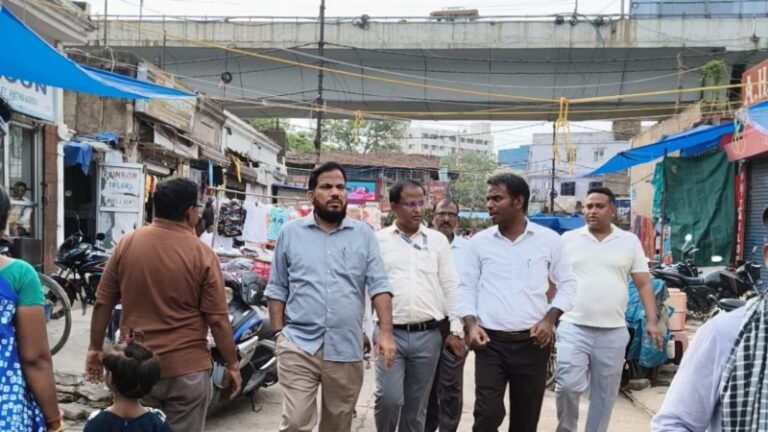 पटना: जलजमाव से निपटने के लिए नगर आयुक्त का एक्शन प्लान; न्यू मार्केट में लगेंगे हाई-कैपेसिटी पंप, हथुआ-खेतान मार्केट के लिए बनी स्पेशल टीम