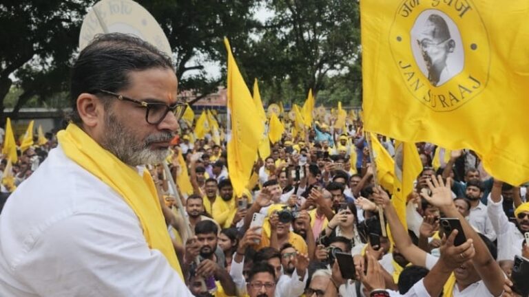 बांकीपुर उपचुनाव: प्रशांत किशोर ने दाखिल किया नामांकन; बोले- ‘यह मेरा नहीं, बिहार के बेहतर भविष्य का नामांकन है’