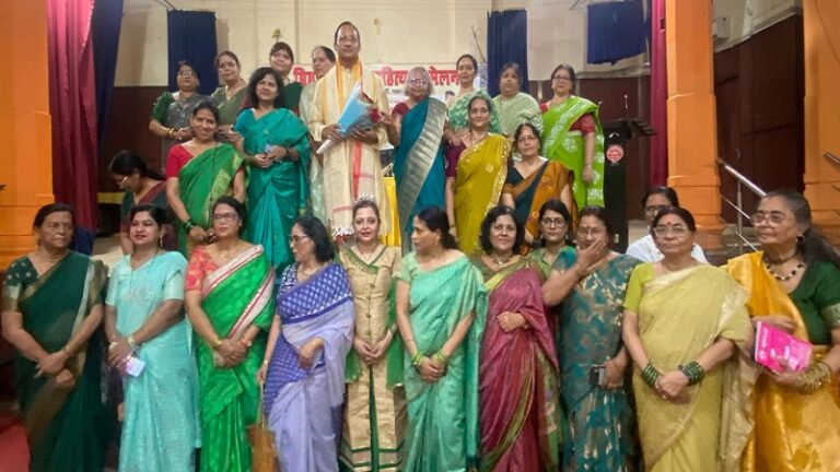 चौथी बार अध्यक्ष निर्वाचित होने पर डा अनिल सुलभ के सम्मान में आयोजित हुआ सावन-महोत्सव कवयित्री सम्मेलन